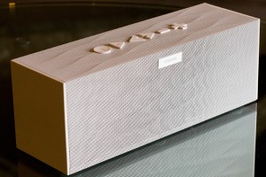 Enceinte bluetooth couleur beige